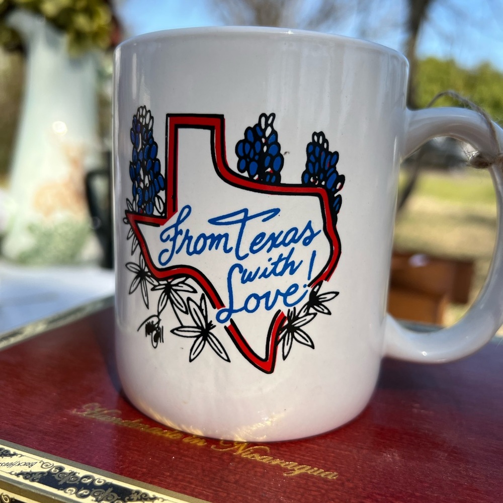 Vintage “someone in Texas loves you” shape of Texas and bluebonnets coffee mug